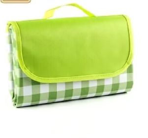 Outdoor Moisture-proof Portable Camping, Picnic, Beach Mat (Option: Green check-150x200cm)